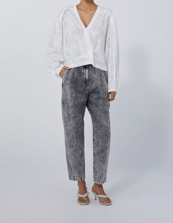 GIPA LOW-CUT BLOUSE